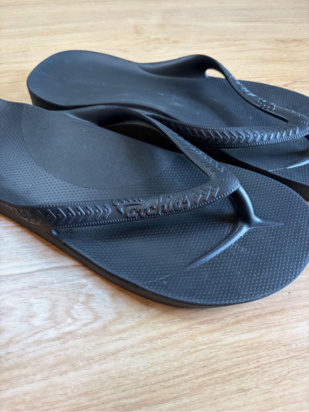Archies Black Arch Support Flip Flops US 12 Men’s 13 Womens